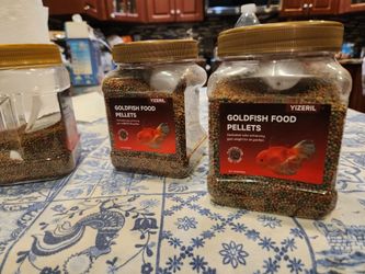 FOOD FOR GOLDFISH SEALED