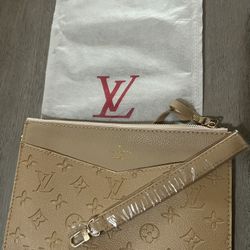 Beige Wristlet