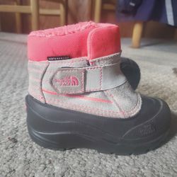 NORTHFACE GIRLS TODDLER BOOTS