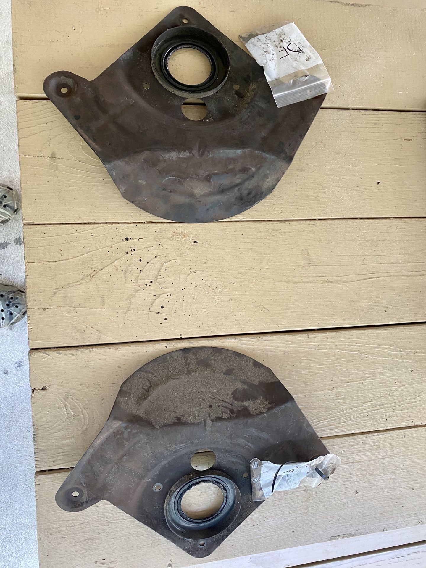 97-03 Ford F-150 brake dust shield