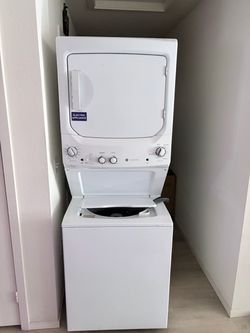 Stackable apartment washer and dryer Stackable apartment washer and dryer