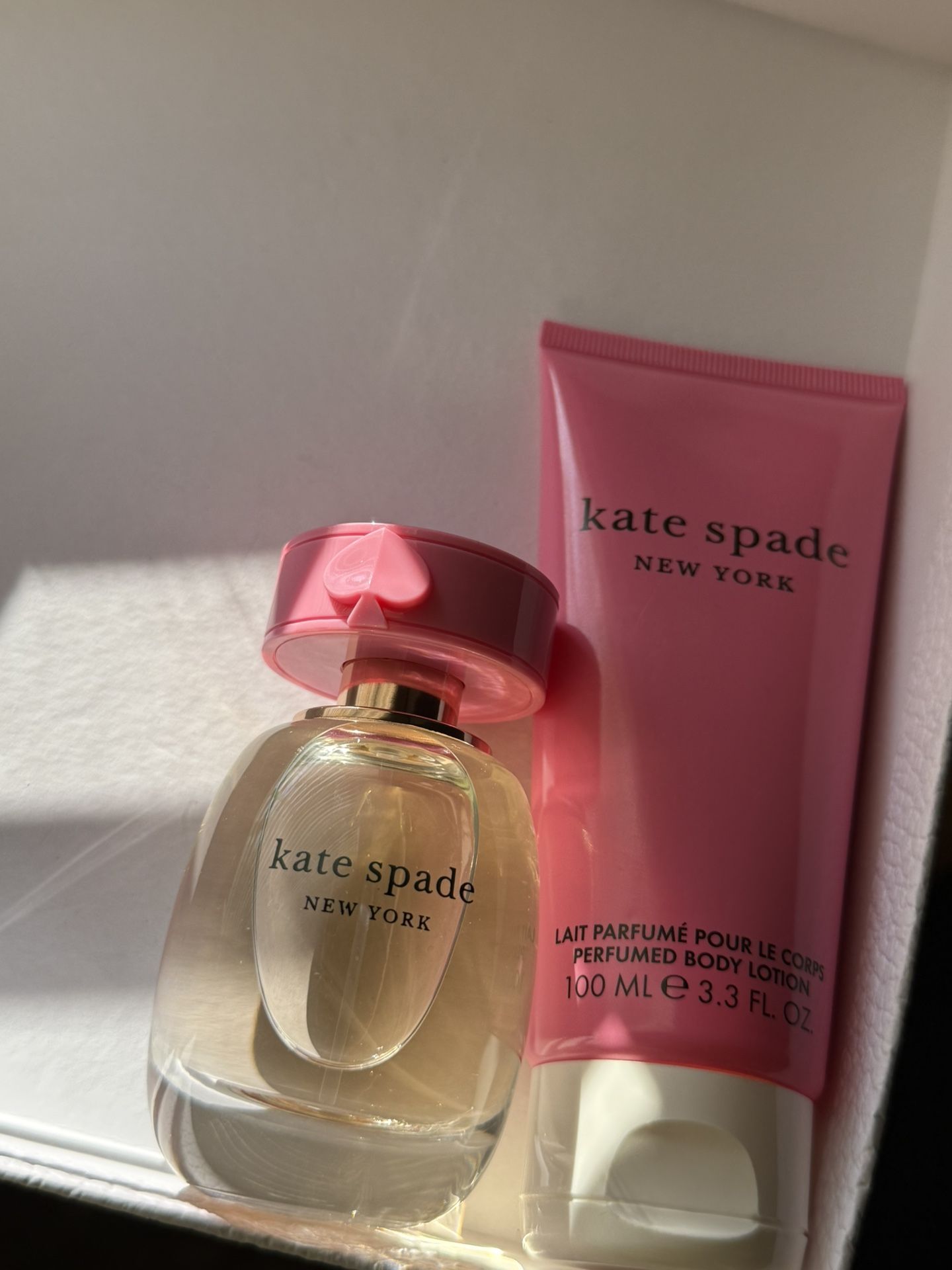 Perfume Kate Spade Y Crema Nuevo