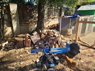 *LOG SPLITTING*