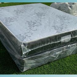 Queen size mattress / Colchón