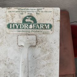 Hydrofarm Grow Light