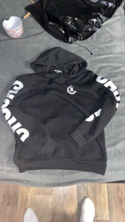 Crooks and castles hoodie size medium