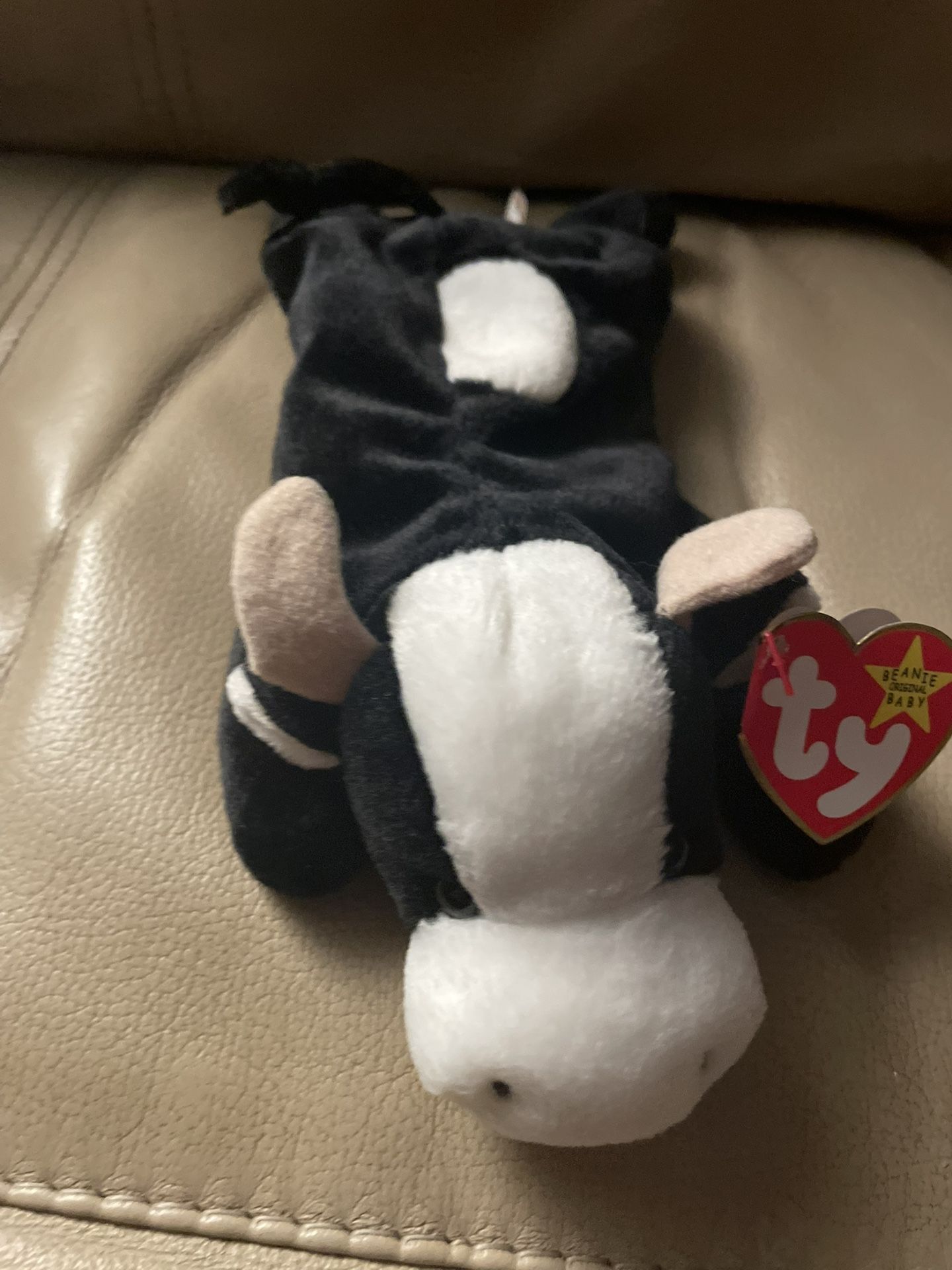 Ty Beanie Baby Black and White Cow Plush Daisy With Tag Good Condition Collect