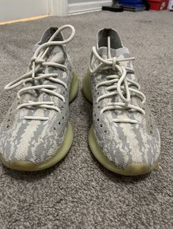 Yeezy 380 Alien