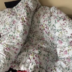 Full/queen comforter