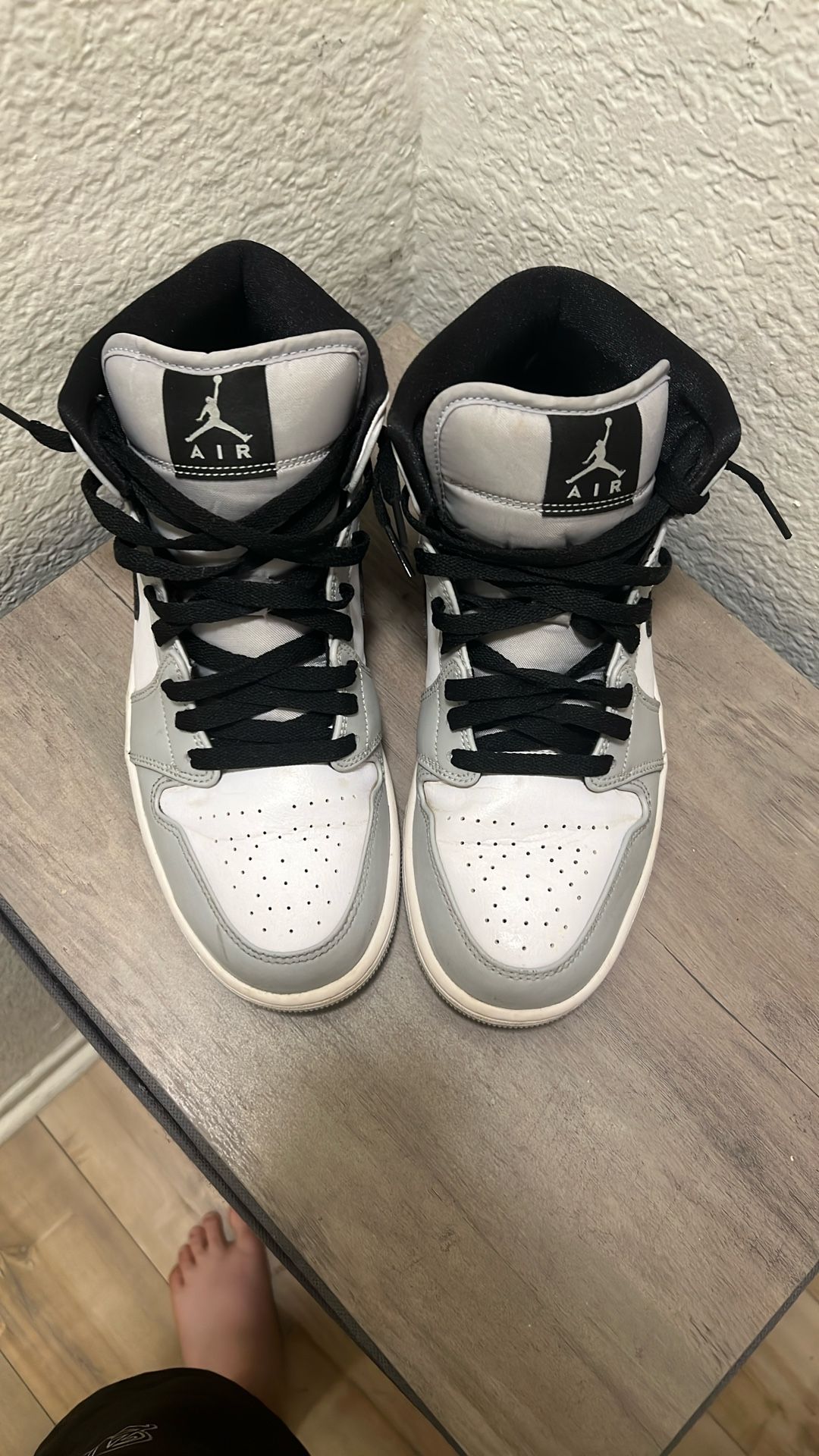 Jordan 1 High Mid Light Smoke Grey