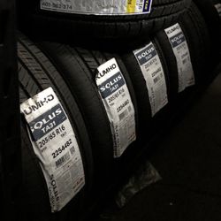 205/65/16 New Tires Kumho Solus 