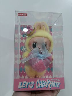 Labubu Checkmate Queen