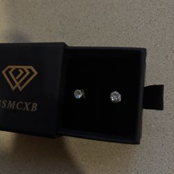 Diamond Earrings Small Stud