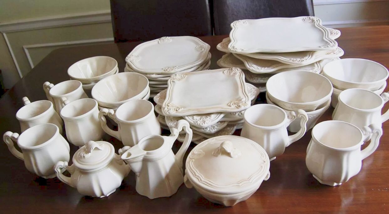 VIETRI Portobello Dinnerware 8 Serving Set (45 pieces)