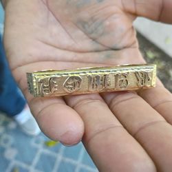 14K Gold Knuckles