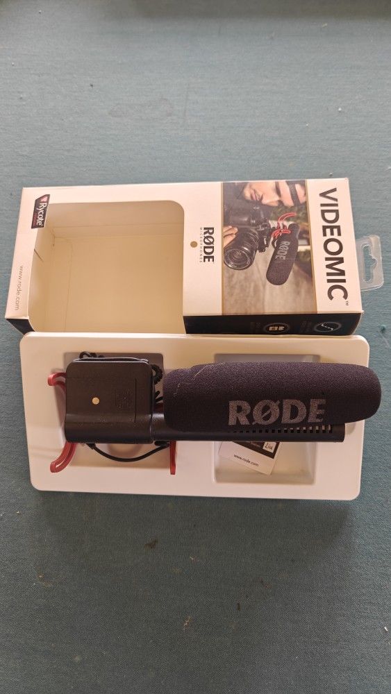 Rode Professional Microphone For Video Vlog