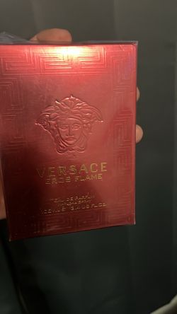 colognes  / perfumes