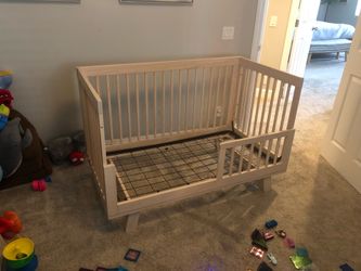 Lightly used Premium Crib