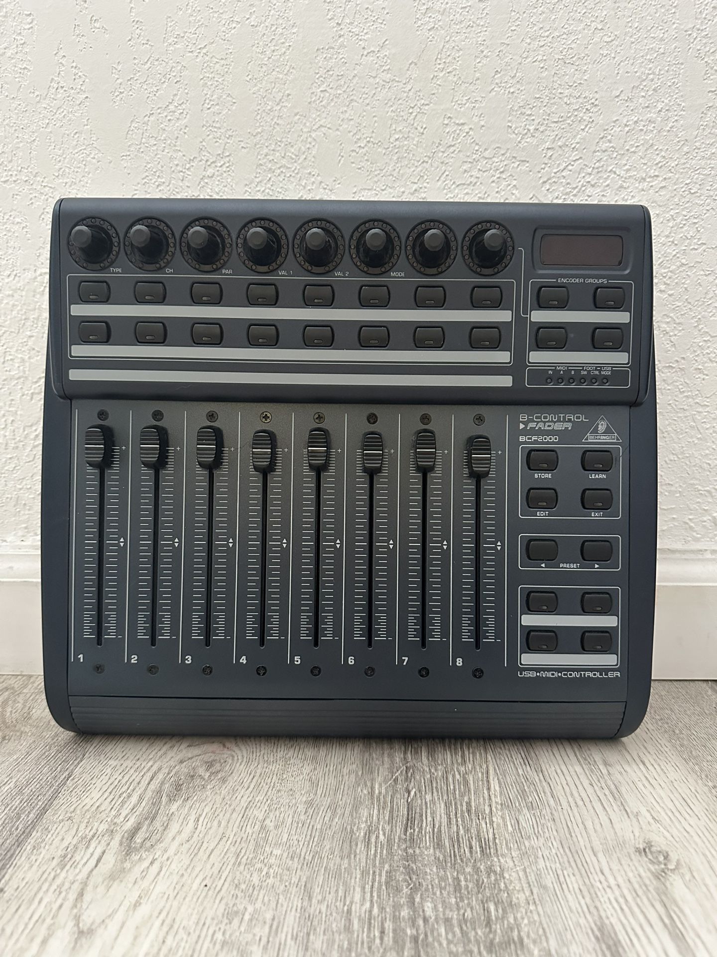 Behringer b-control fader bcf2000
