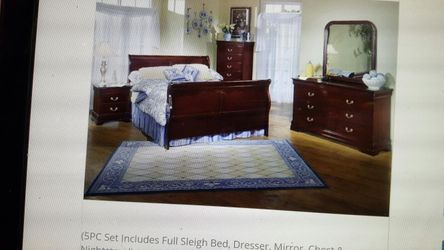 Louis estate bedroomset