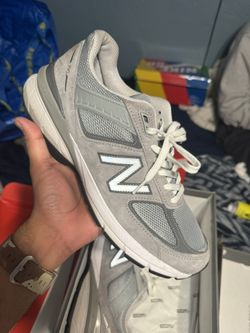 New Balance 990 V5