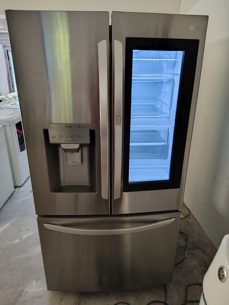 LG Insta View French Door Refrigerator