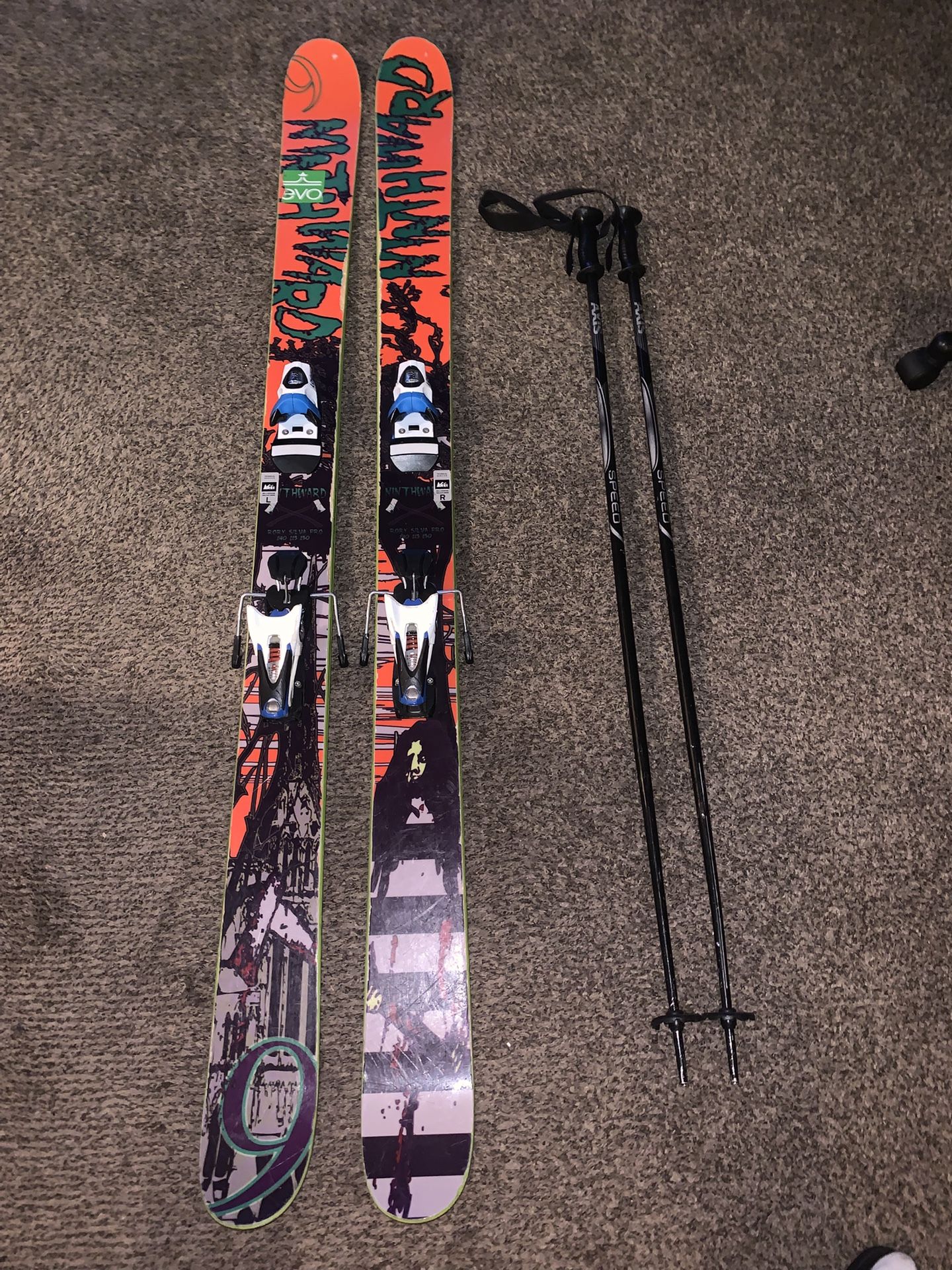 Skis