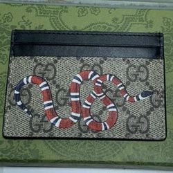 Gucci Wallet & Card Holder 
