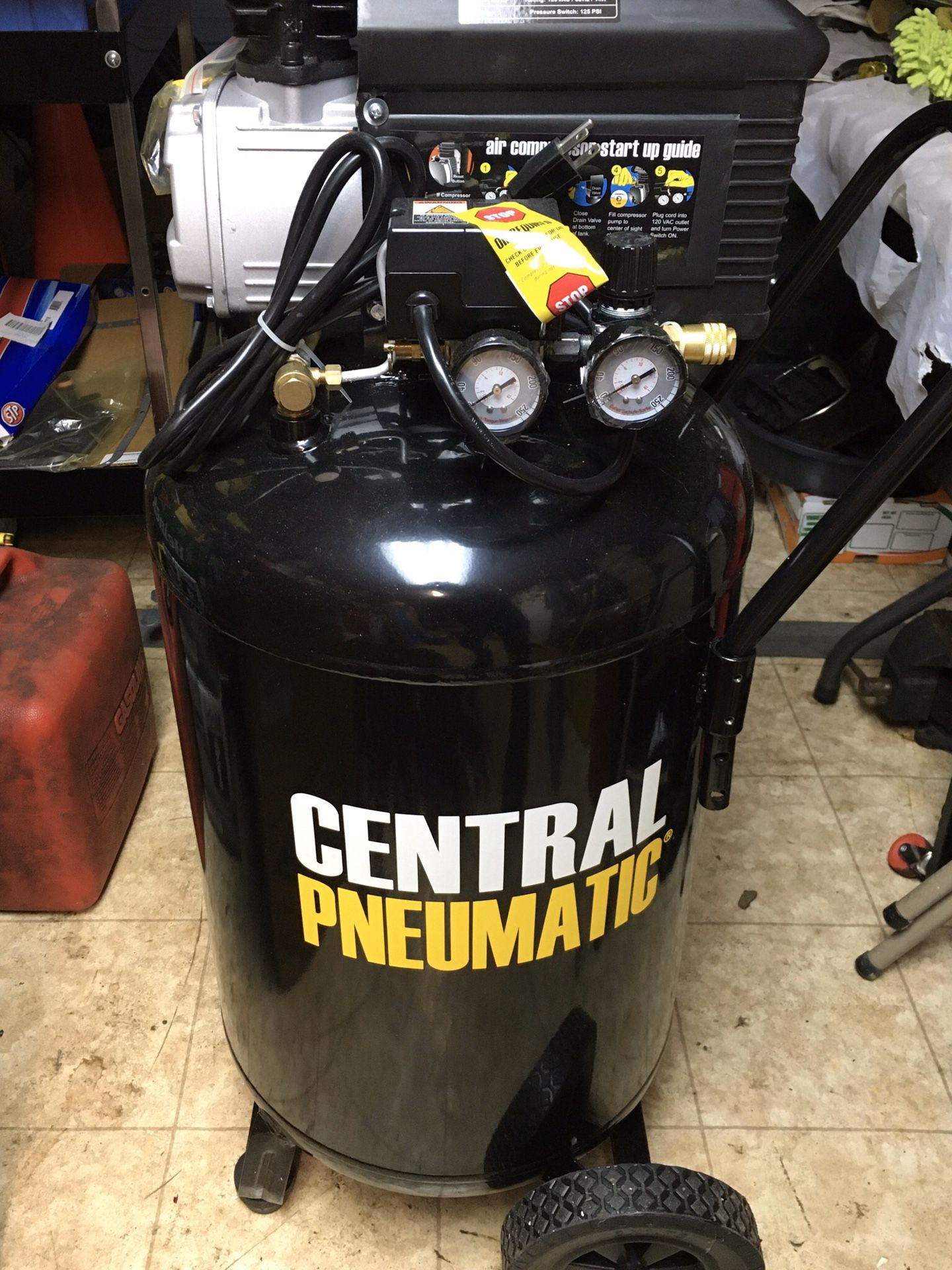 Central Pneumatic Air Compressor 21 Gallon