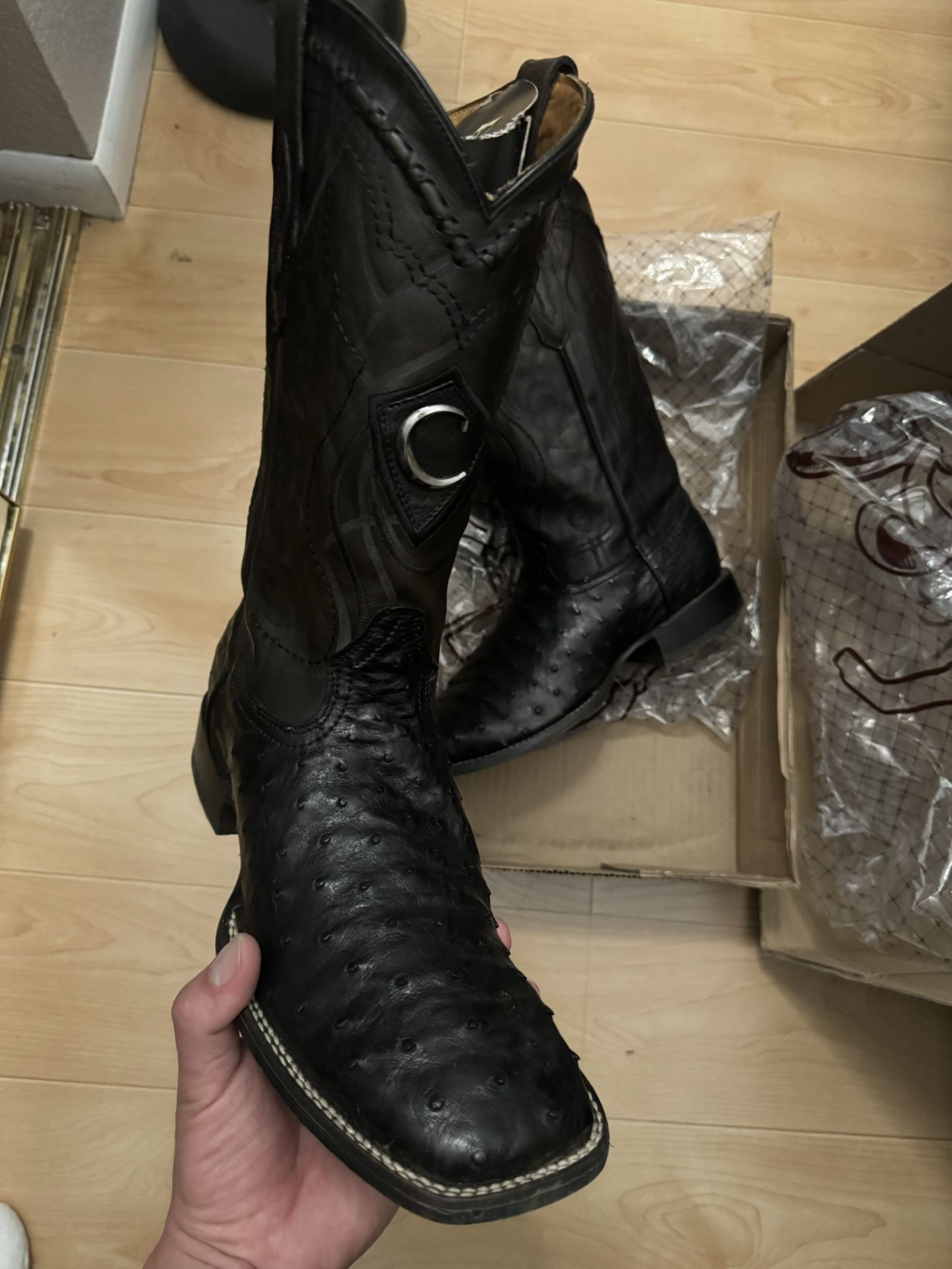Caudra Black Ostrich Square Toe 11ee / Us 12