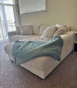 Beige Sectional Couch Livingroom