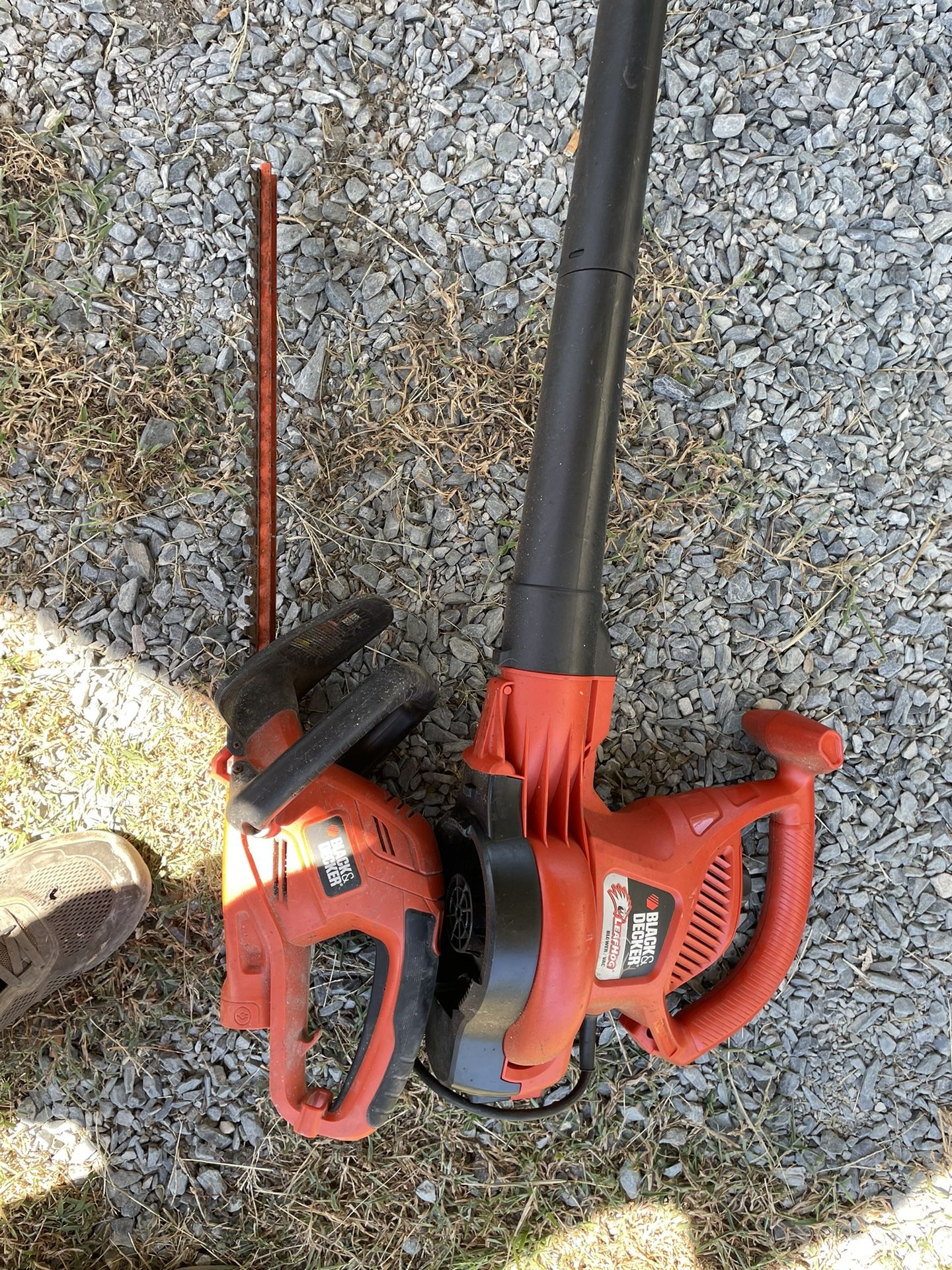 Leaf Blower And Bush Trimmer