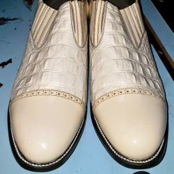 Hornback Slip On Dress Shoes By  Stacy Baldwin Patent White Leather With Alligator Print Size 15EE With Shoe Horn  Handmade In Mexico  Worn Only Once