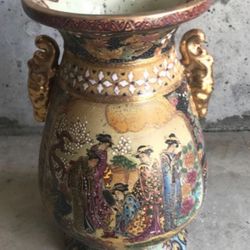 Chinese Vase 