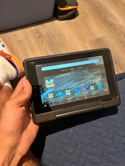 Amazon fire hd 10 tablet