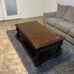 Large wood lift top coffee table