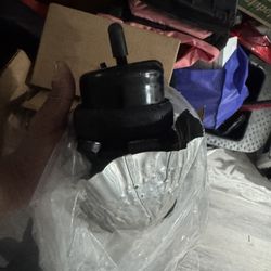 brand new motor mounts.  for 14 and up impala 