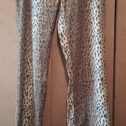 XOXO Jeans Leopard/ Sequin Print Pants Sz 5/6 $10 MPU SERIOUS INQUIRIES ONLY 