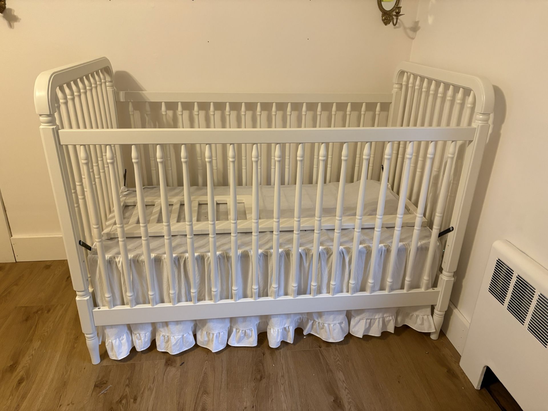 Child’s Crib
