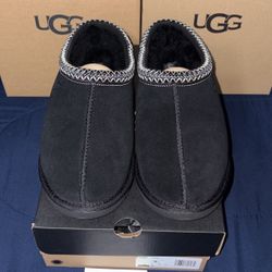 UGG size 9 And 10