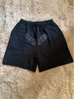 Black spider shorts size Large
