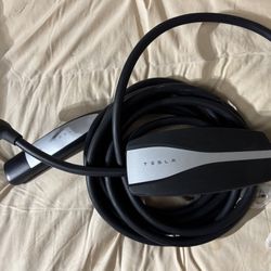 Tesla Universal Mobile Connector  Charger Gen 2 Model
