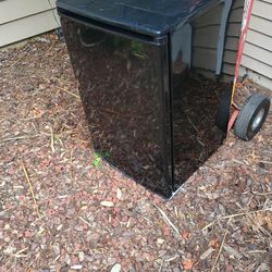 Mini Refrigerator 