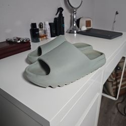 Yeezy Slides