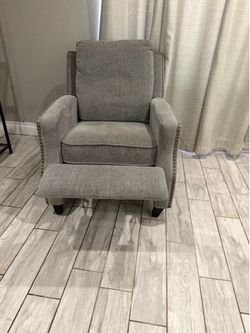 Recliner chair