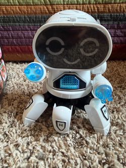 Plastic Six Claws Dancing Robot Toy for Boys with Happy Imagination Flexible Arm