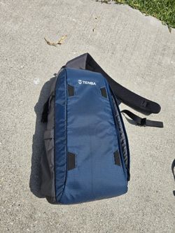 Tenba Solstice 7L Sling Bag