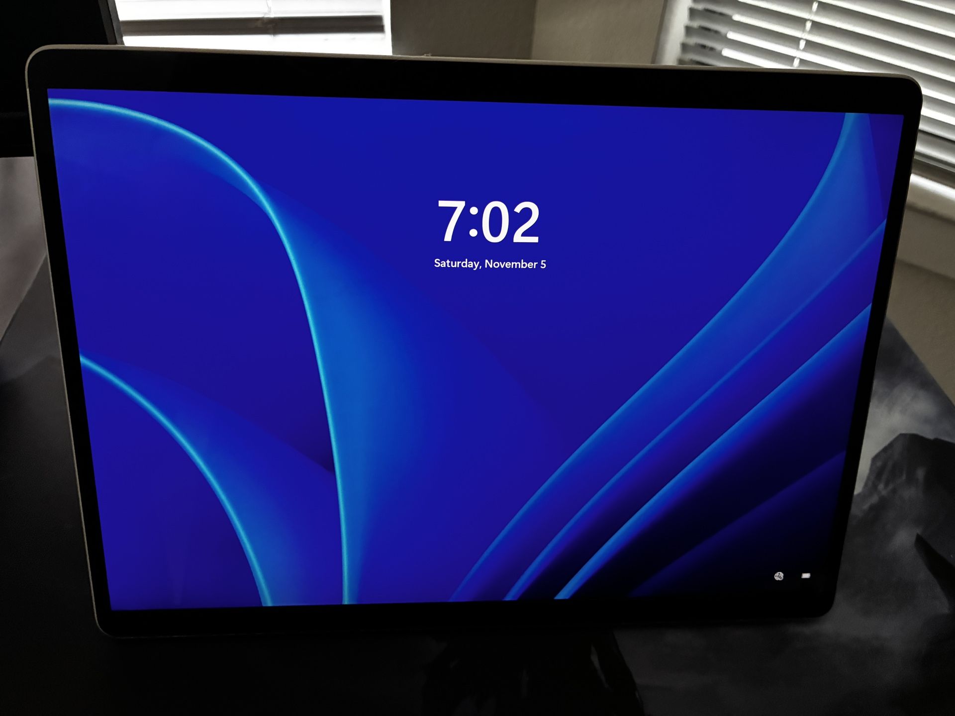 Surface Pro 8  Tablet i7 CPU! eSIM ✅