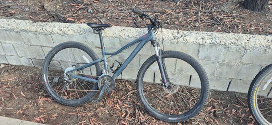 27 "Specialized Mountain Bike with Front Suspension