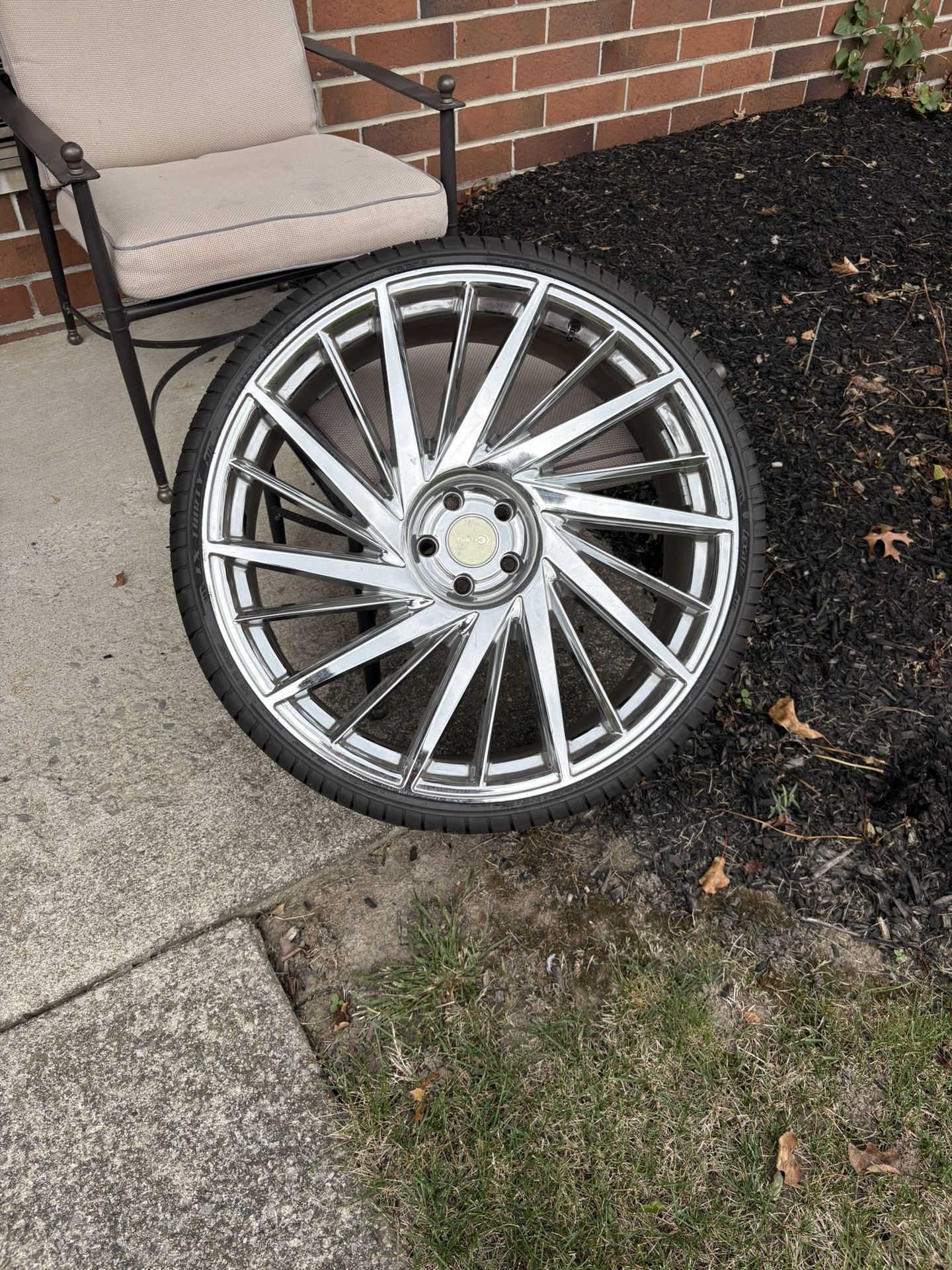 Infiniti SUV 24” RIMs and Tires
